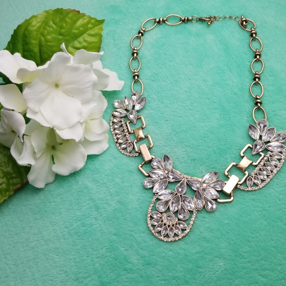 Beautiful statement necklace